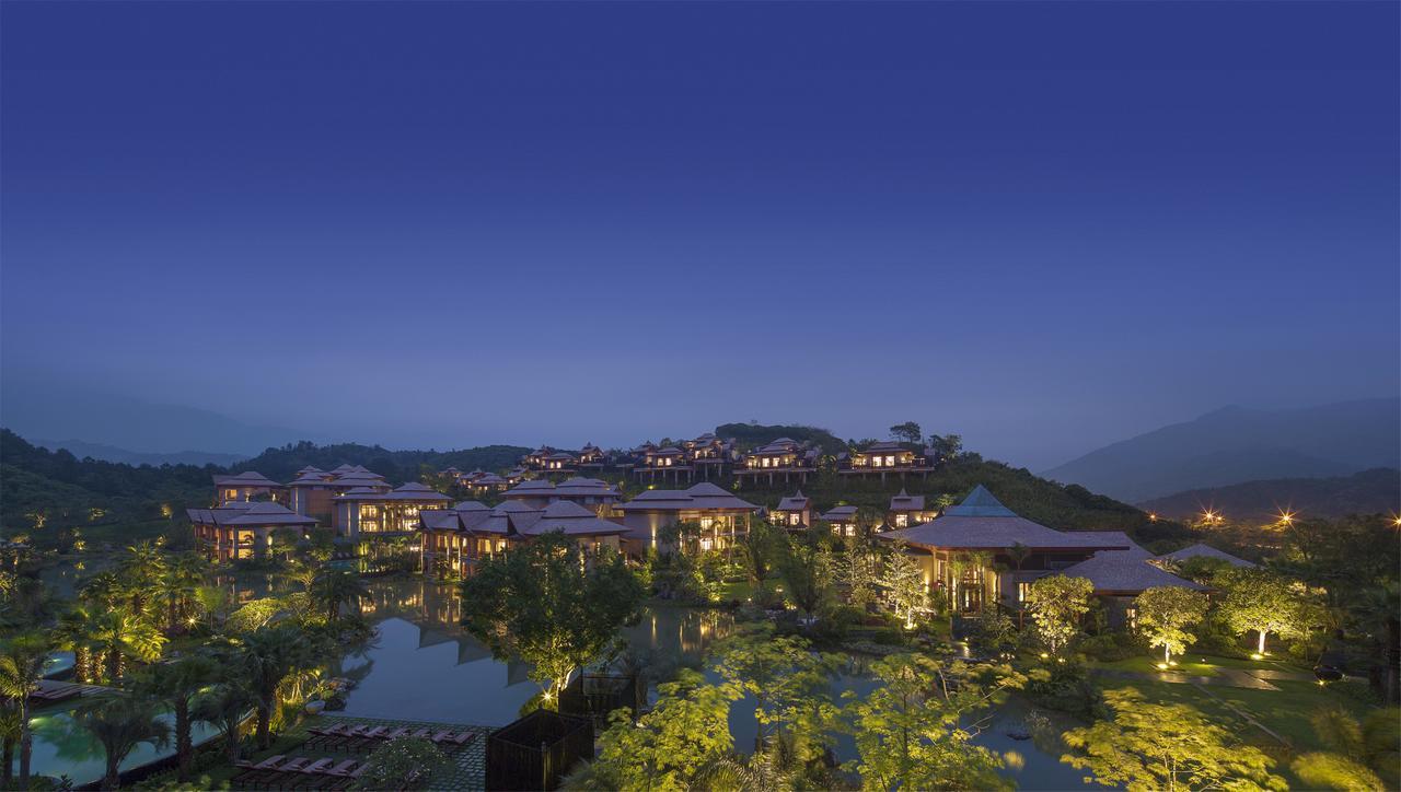 Dusit Devarana Hot Springs & Spa Guangzhou Exterior photo
